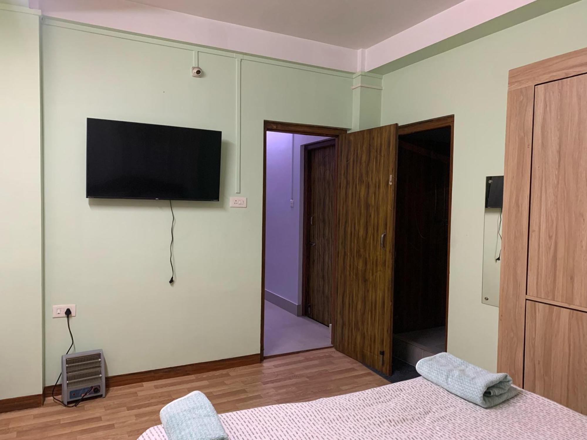 Cafe Sola Bnb Shillong Zimmer foto
