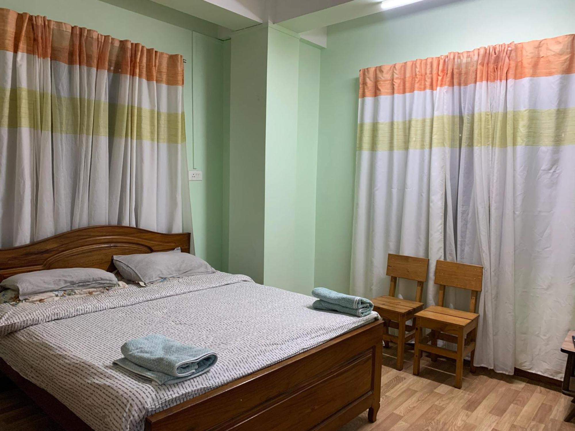 Cafe Sola Bnb Shillong Zimmer foto
